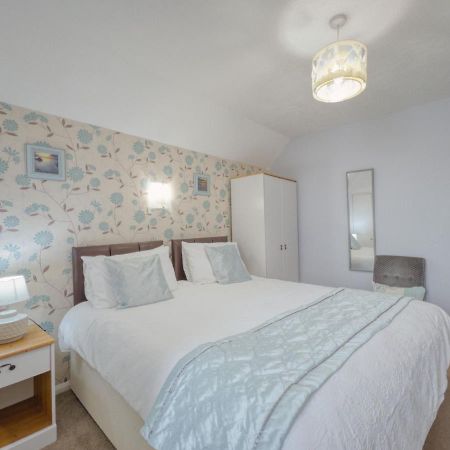 Apartment 7 - 1 Bedroom Sea Front Location - Step Free Access From Rear - Free Parking Paignton Bagian luar foto