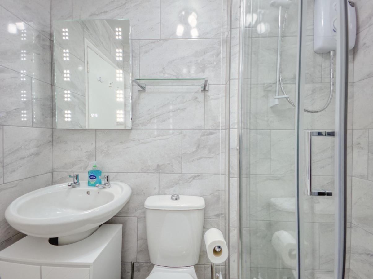 Apartment 7 - 1 Bedroom Sea Front Location - Step Free Access From Rear - Free Parking Paignton Bagian luar foto